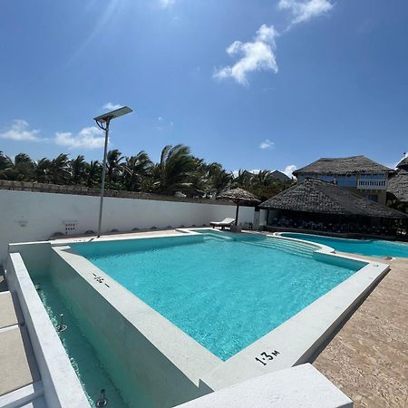 Mawe Zuri Resort Watamu Zewnętrze zdjęcie