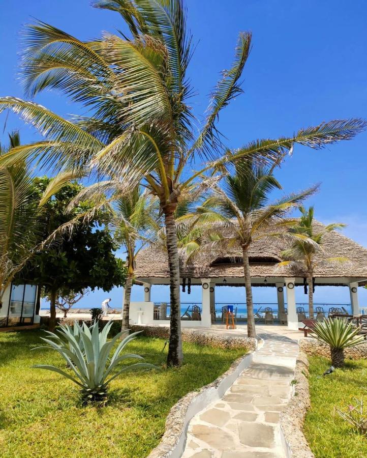 Mawe Zuri Resort Watamu Zewnętrze zdjęcie