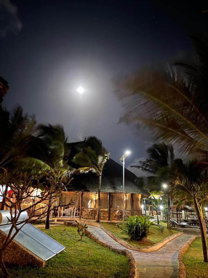 Mawe Zuri Resort Watamu Zewnętrze zdjęcie
