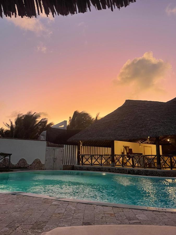 Mawe Zuri Resort Watamu Zewnętrze zdjęcie