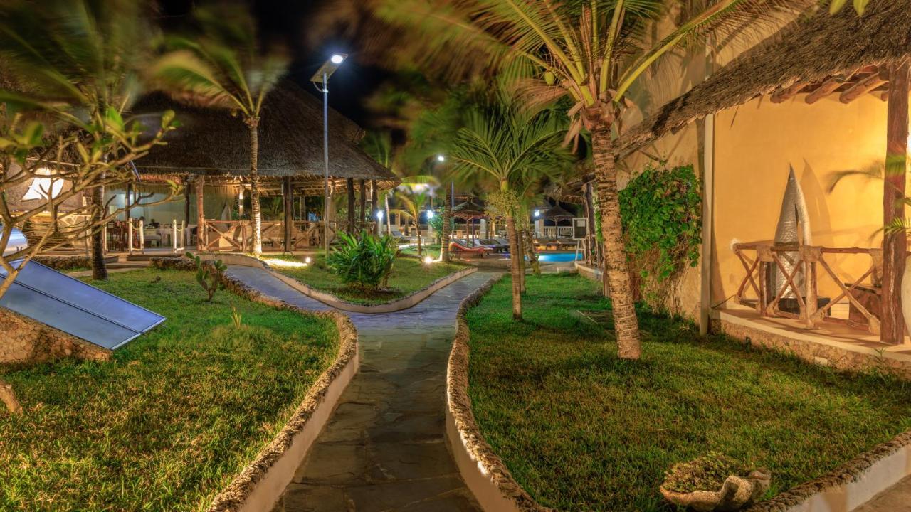 Mawe Zuri Resort Watamu Zewnętrze zdjęcie