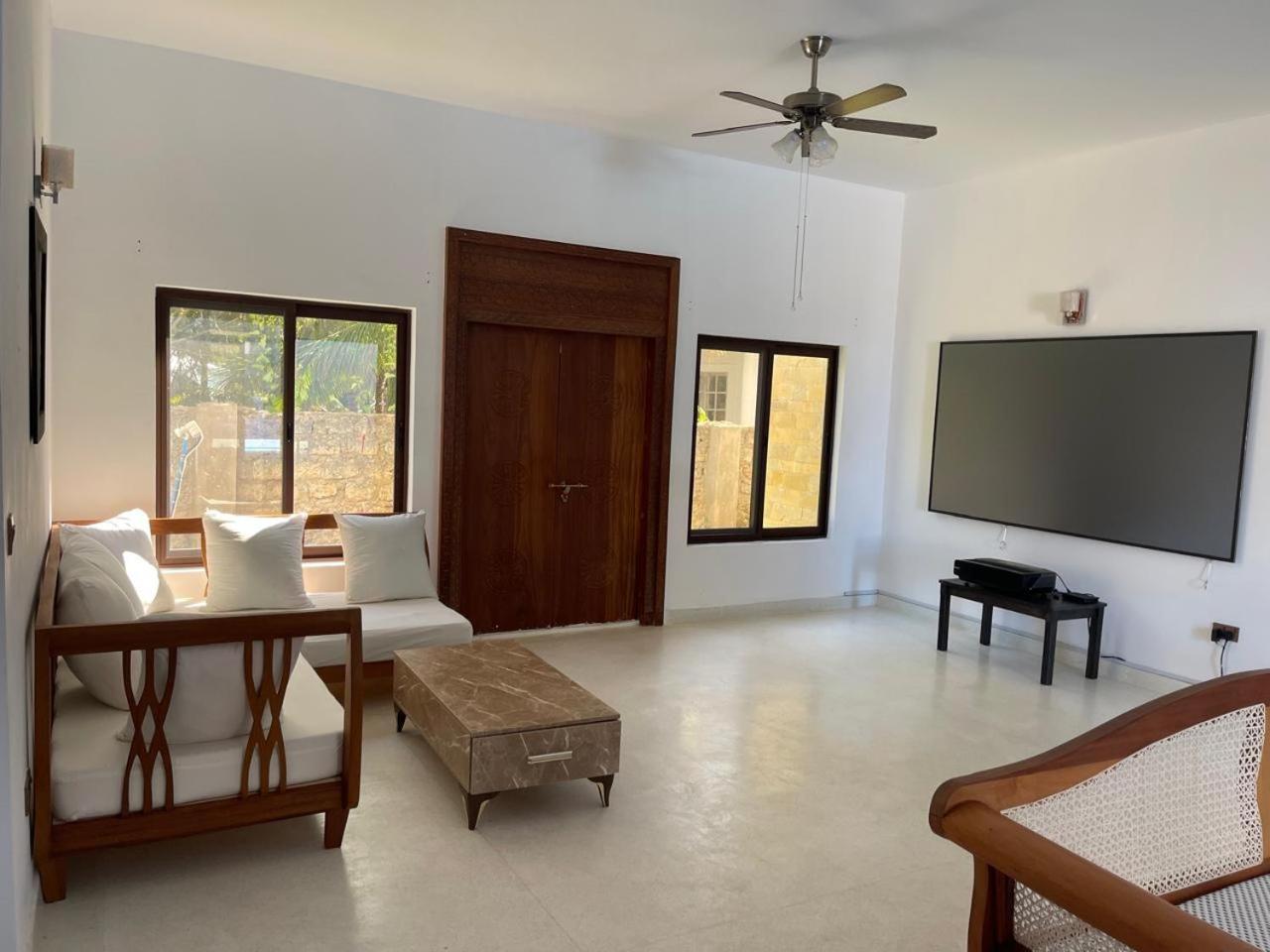 Mawe Zuri Resort Watamu Zewnętrze zdjęcie